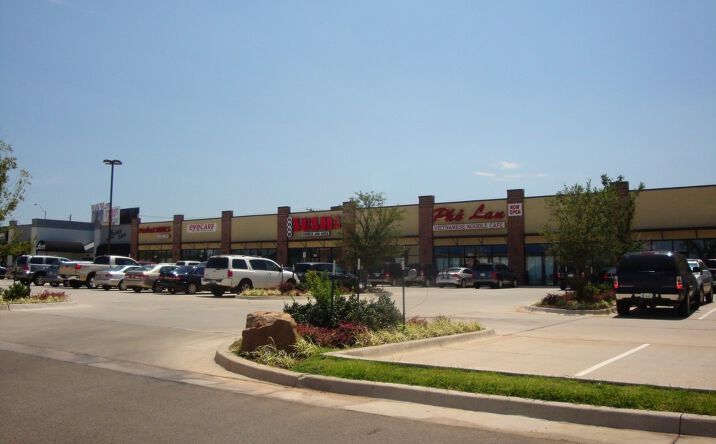Pictures of Retail property located at 1601-1619 S. Interstate Service Rd, Oklahoma City, OK 73160 for lease - image #1