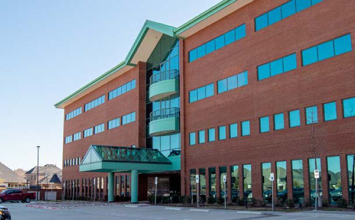 Pictures of Office property located at 1801 Wittington Pl, Farmers Branch, TX 75234 for lease - image #1