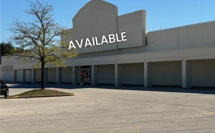 Pictures of Retail property located at 1155 E Oakton St, Des Plaines, IL 60018 for lease - image #1