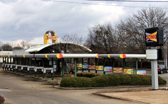 Pictures of Restaurant property located at 3222 Bob Wallace Ave SW, Huntsville, AL 35805 for lease - image #1