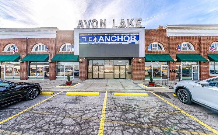 Pictures of Retail, Office property located at 33485 Lake Rd, Avon Lake, OH 44012 for lease - image #1