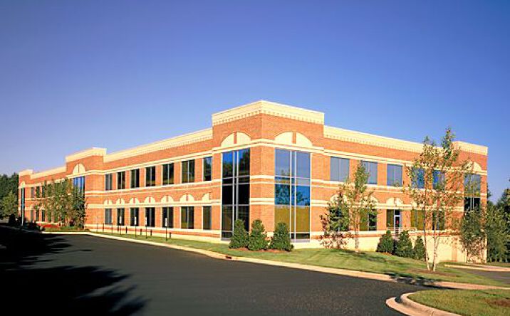 Pictures of Office property located at 207 Regency Executive Park Dr, Charlotte, NC 28217 for lease - image #1