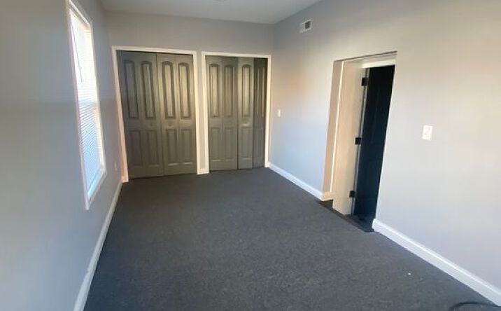 Pictures of Office property located at 314 S Buckman St, Shepherdsville, KY 40165 for lease - image #1