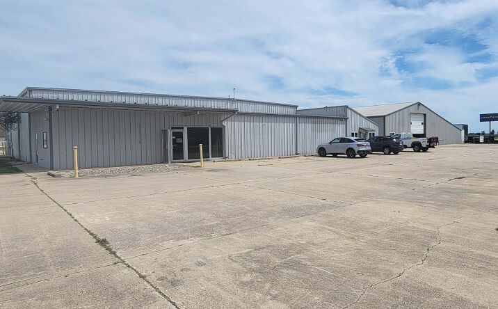 Pictures of Retail, Industrial property located at 7695 S 1150 E, Otterbein, IN 47970 for lease - image #1
