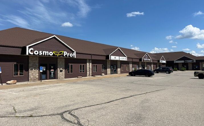 Pictures of Office property located at 1950 DODGE Road 109, Cedar Rapids, IA 52402 for lease - image #1
