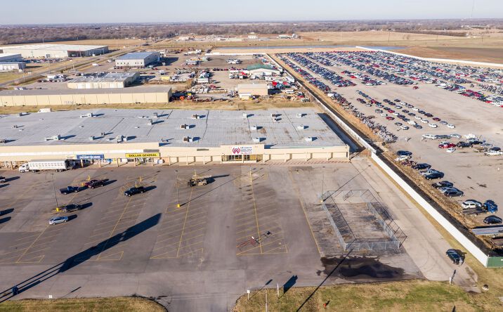 Pictures of Retail property located at 6223 N Broadway St, Park City, KS 67219 for lease - image #1