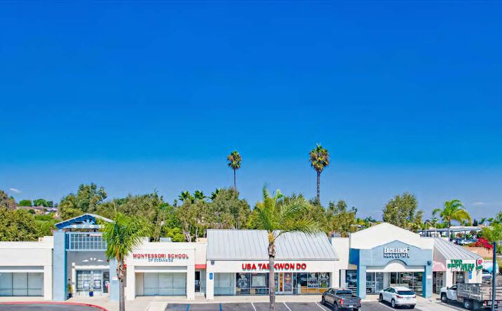 Pictures of Retail property located at 4750-4760 Oceanside Blvd, Oceanside, CA 92056 for lease - image #1