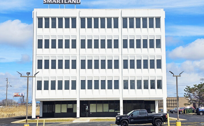 Pictures of Office property located at 35350 Curtis Blvd, Eastlake, OH 44095 for lease - image #1