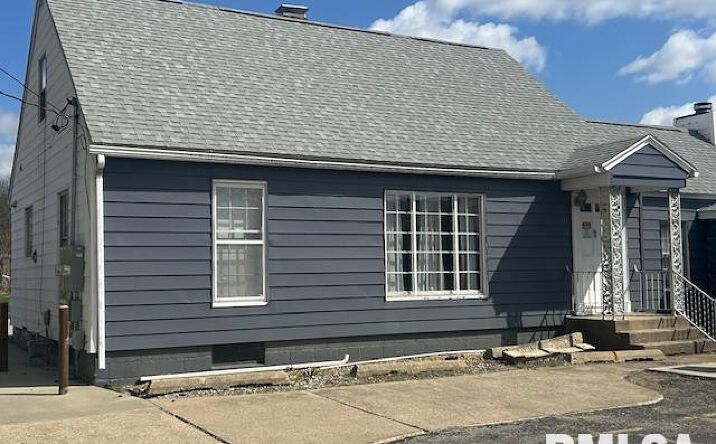 Pictures of Office, Retail property located at 1525 W JEFFERSON Street #Suite 3, Springfield, IL 62702 for lease - image #1