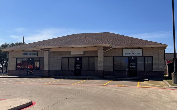 Pictures of Retail, Office property located at 4304 E Central Texas Expy, Killeen, TX 76543 for lease - image #1