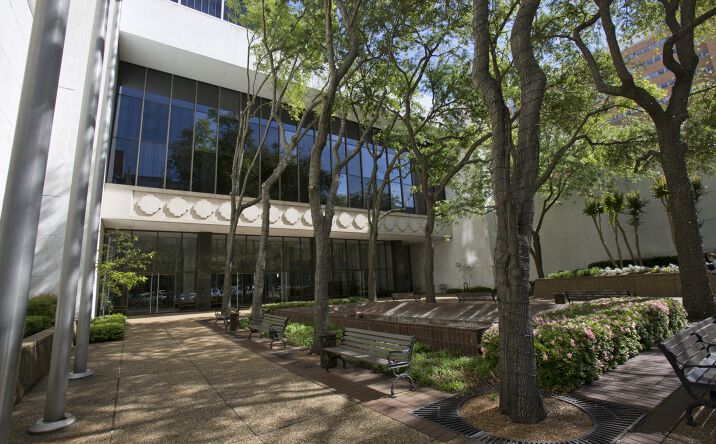 Pictures of Office property located at 210 East Capitol Street, Jackson, MS 39201 for lease - image #1