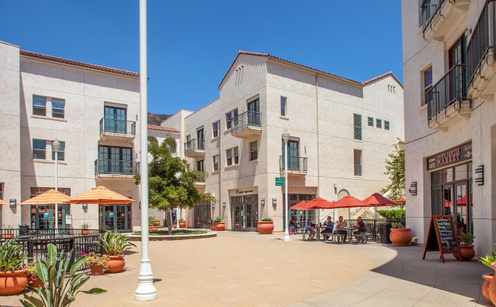 Pictures of Retail, Special Purpose property located at 45 Rincon Dr, Camarillo, CA 93012 for lease - image #1