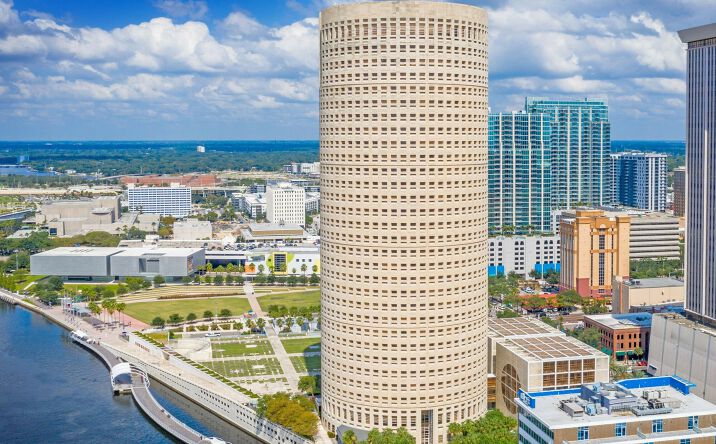 Pictures of Office property located at 400 N Ashley Dr, Tampa, FL 33602 for lease - image #1