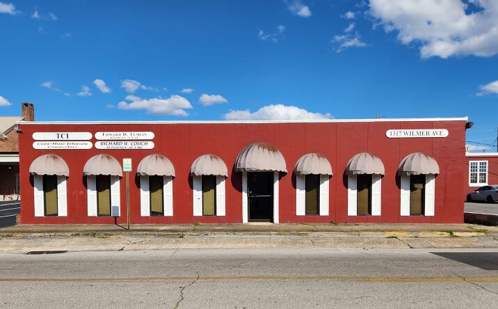Pictures of Office property located at 1317 Wilmer Ave, Anniston, AL 36201 for lease - image #1