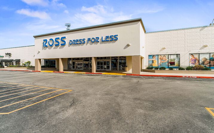 Pictures of Retail property located at 2357 NW Military Hwy, San Antonio, TX 78231 for sales - image #1