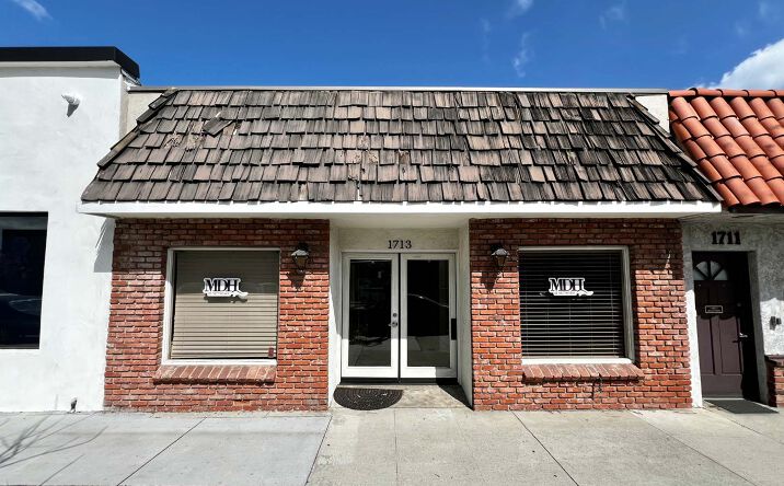 Pictures of Office property located at 1713 W Magnolia Blvd, Burbank, CA 91506 for lease - image #1