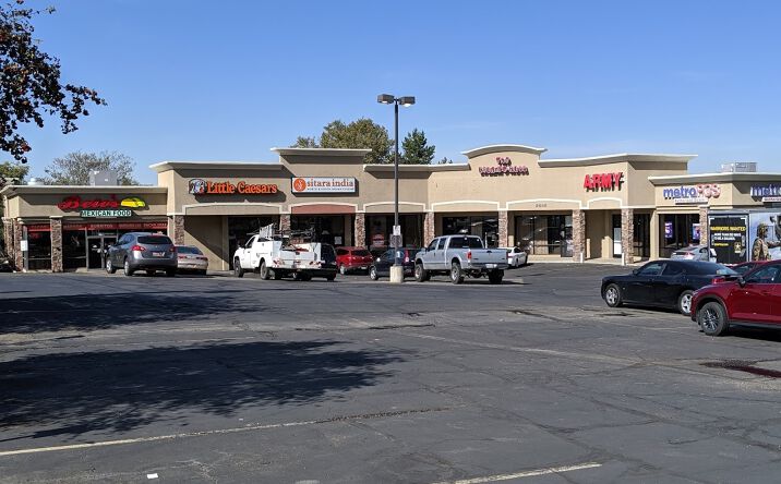 Pictures of Retail, Office, Restaurant property located at 3585 Harrison Boulevard, Ogden, UT 84403 for lease - image #1