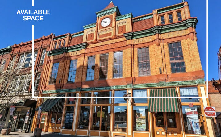 Pictures of Restaurant property located at 33 S 8th St, Lebanon, PA 17042 for lease - image #1
