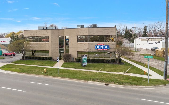 Pictures of Office property located at 34051 S Gratiot Ave, Clinton Township, MI 48035 for lease - image #1