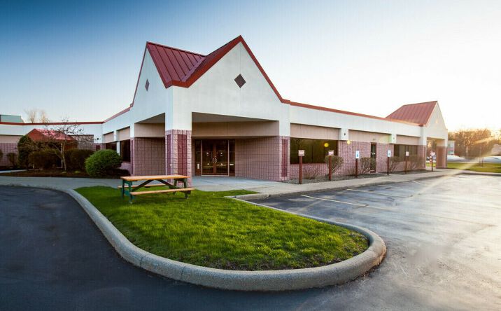 Pictures of Office property located at 2825 Niagara Falls Blvd, Amherst, NY 14228 for lease - image #1