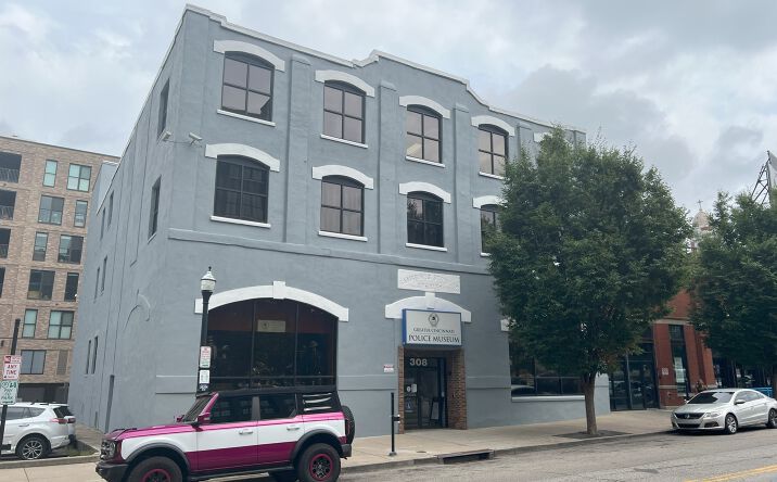 Pictures of Office property located at 308 Reading Rd, Cincinnati, OH 45202 for lease - image #1