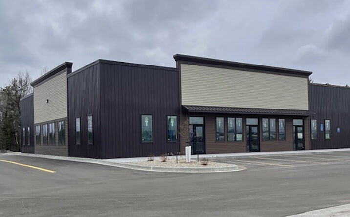 Pictures of Retail, Restaurant property located at 1400 1st St E, Park Rapids, MN 56470 for lease - image #1