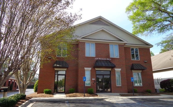Pictures of Office property located at 2419 Westgate Dr, Albany, GA 31707 for lease - image #1