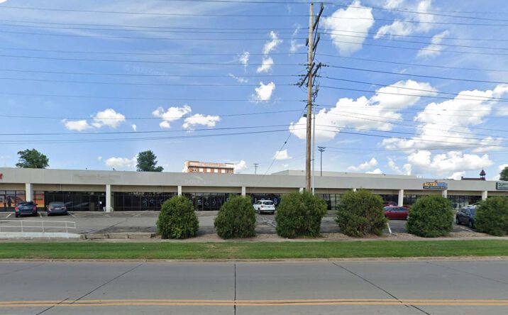 Pictures of Retail property located at 228 W Front Ave, Bismarck, ND 58504 for lease - image #1