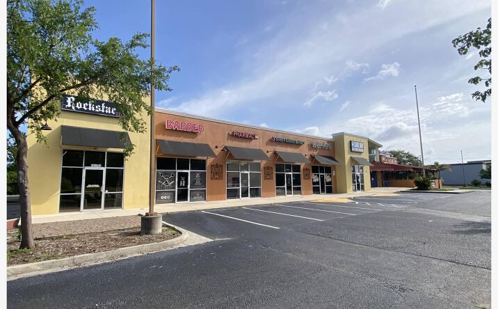 Pictures of Retail property located at 1635 Wells Rd, Orange Park, FL 32073 for lease - image #1