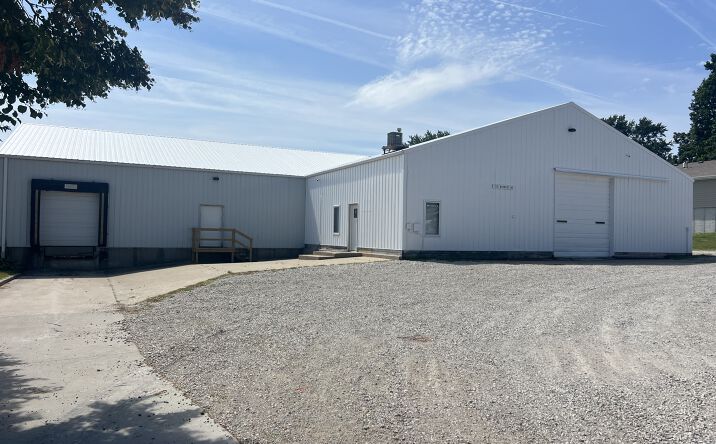 Pictures of Retail, Office, Industrial property located at 107 E Vermeer Rd, Pella, IA 50219 for lease - image #1