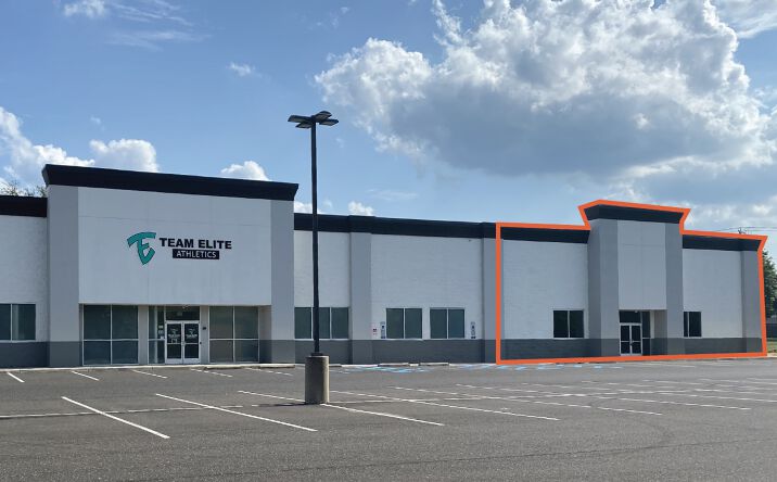 Pictures of Retail property located at 84 Haddon Ave, Berlin Township, NJ 08091 for lease - image #1
