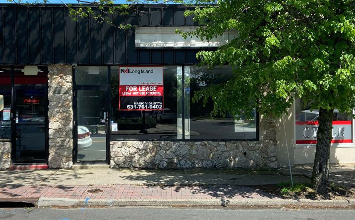 Pictures of Retail, Restaurant property located at 75-77 W Main St, East Islip, NY 11730 for lease - image #1