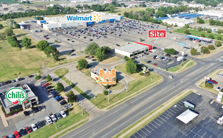Pictures of Retail property located at 901 E Prospect Ave, Ponca City, OK 74601 for lease - image #1