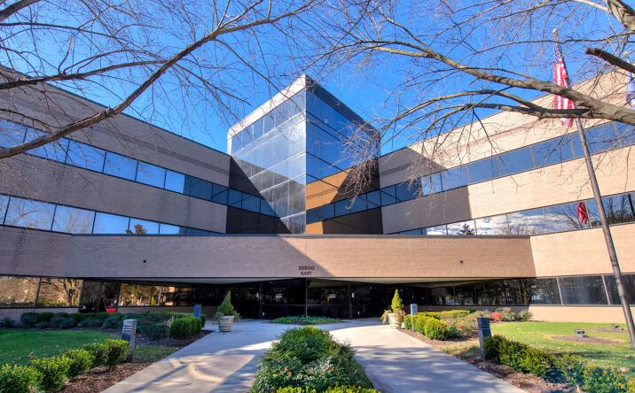 Pictures of Office property located at 10800 Midlothian Tpke, Richmond, VA 23235 for lease - image #1