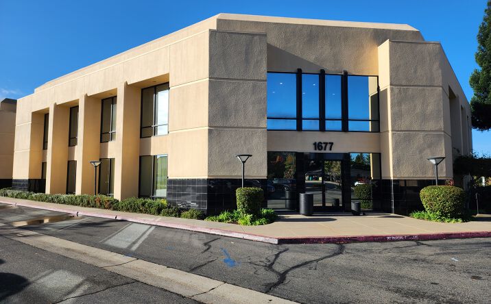 Pictures of Office property located at 1677 Eureka Rd, Roseville, CA 95661 for lease - image #1