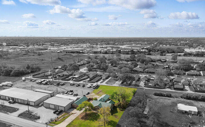 Pictures of Retail, Office, Industrial property located at 300 Paul Wilson Rd, Wylie, TX 75098 for lease - image #1