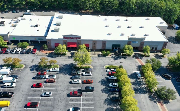 Pictures of Retail property located at 2501 Airport Thruway, Columbus, GA 31904 for lease - image #1