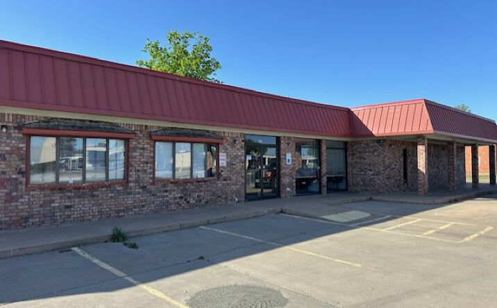 Pictures of Office, Special Purpose property located at 2033 W Beauregard Ave, San Angelo, TX 76901 for lease - image #1