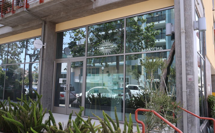 Pictures of Retail, Office property located at 175 S Ventura Ave, Ventura, CA 93001 for lease - image #1