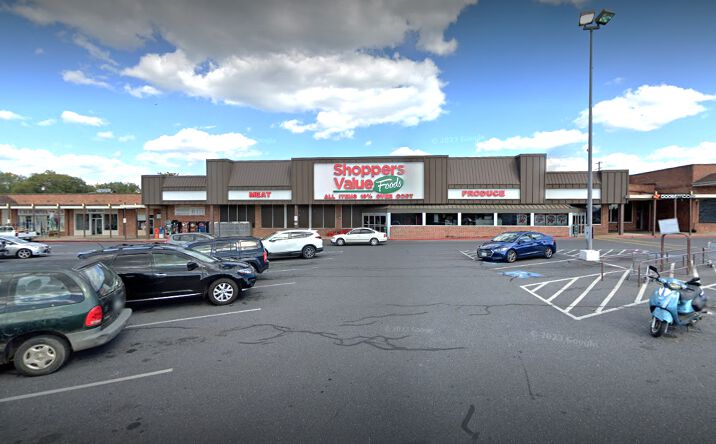 Pictures of Retail property located at 8 E Luray Shopping Ctr, Luray, VA 22835 for lease - image #1