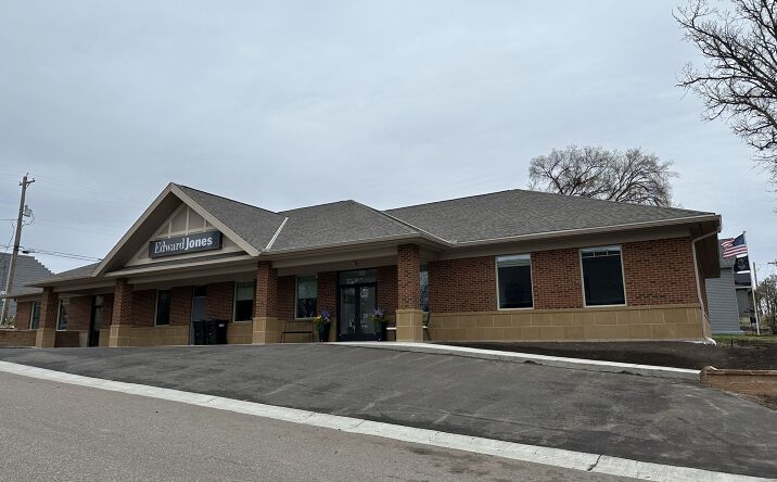 Pictures of Office property located at 117 Wood St, Little Falls, MN 56345 for lease - image #1