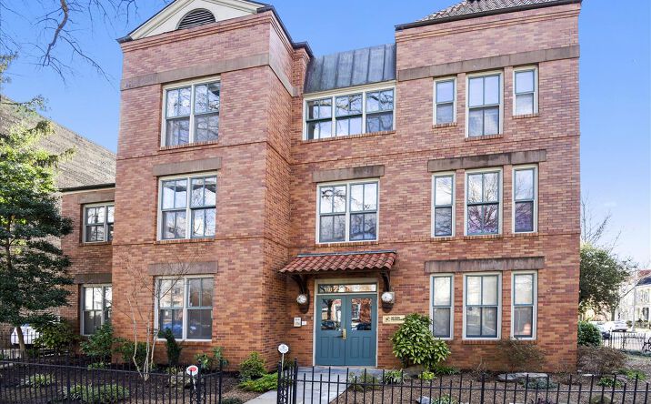 Pictures of Office property located at 701 E St SE, Washington, DC 20003 for lease - image #1