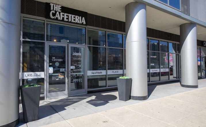 Pictures of Retail, Restaurant property located at 347 W Chestnut St, Chicago, IL 60610 for lease - image #1