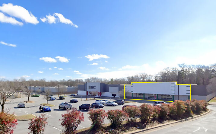Pictures of Retail property located at 8110 University City Blvd, Charlotte, NC 28213 for lease - image #1