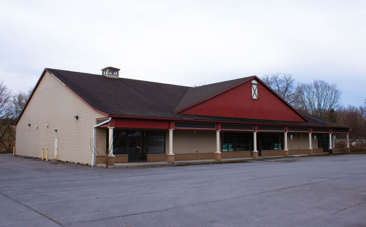 Pictures of Retail, Office property located at 1100 NY-5, Elbridge, NY 13060 for lease - image #1