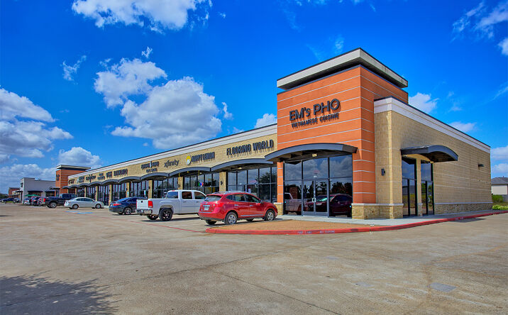 Pictures of Retail property located at 6420 FM 1463 Road, Fulshear, TX 77441 for lease - image #1