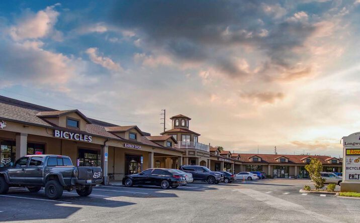 Pictures of Retail property located at 351 N Ronald Reagan Blvd, Longwood, FL 32750 for lease - image #1