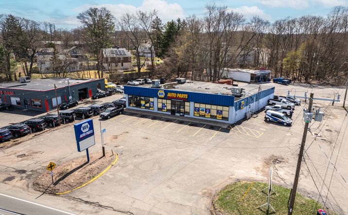 Pictures of Retail property located at 59 Windsor Ave, Vernon, CT 06066 for lease - image #1