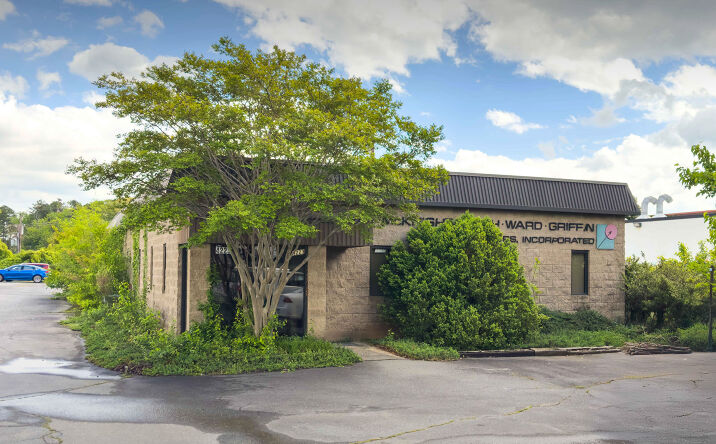 Pictures of Office property located at 4223 South Blvd, Charlotte, NC 28209 for lease - image #1
