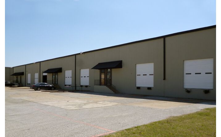 Pictures of Industrial property located at 6400-6428 Midway Rd., Haltom City, TX 76117 for lease - image #1